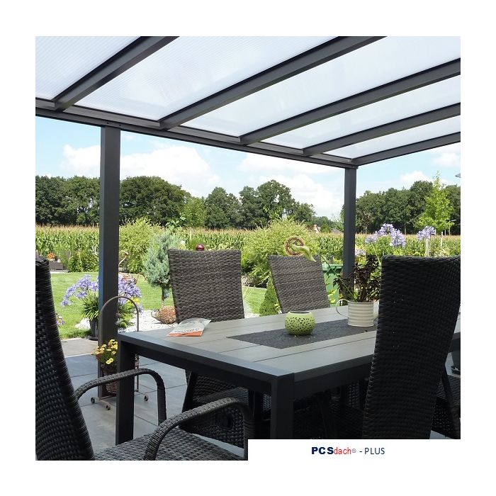 Terrassenüberdachung Plus aus Aluminium mit Glasdach